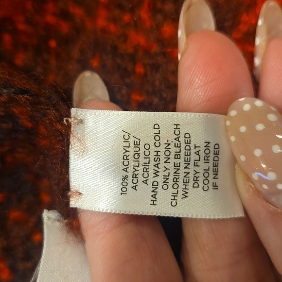 New Ann Taylor LOFT Oversized Fringed Edge Scarf - Picture 5 of 8